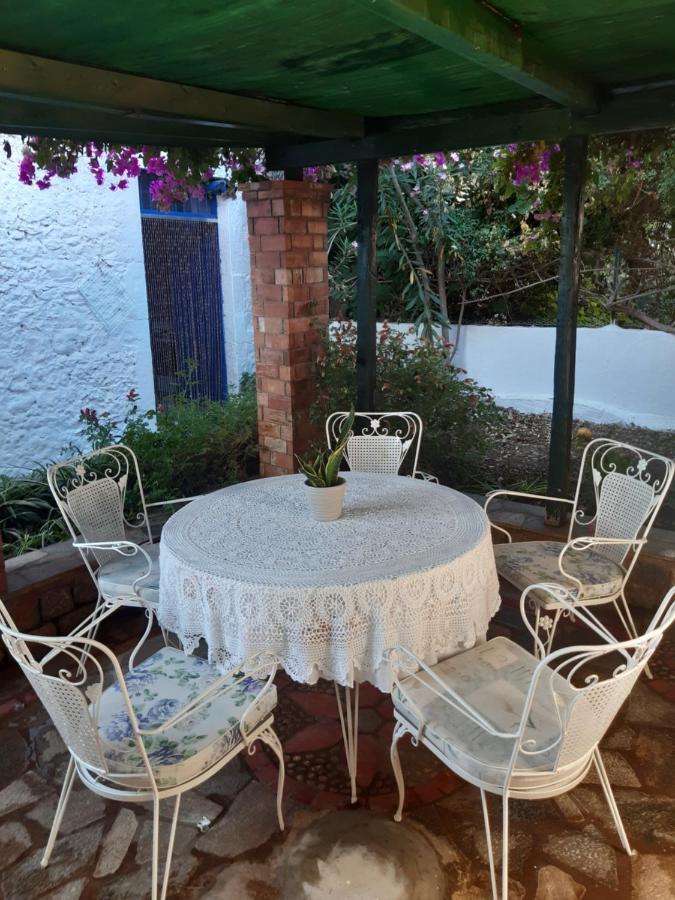 Apartamento Veneto's Garden Kardamyli Exterior foto