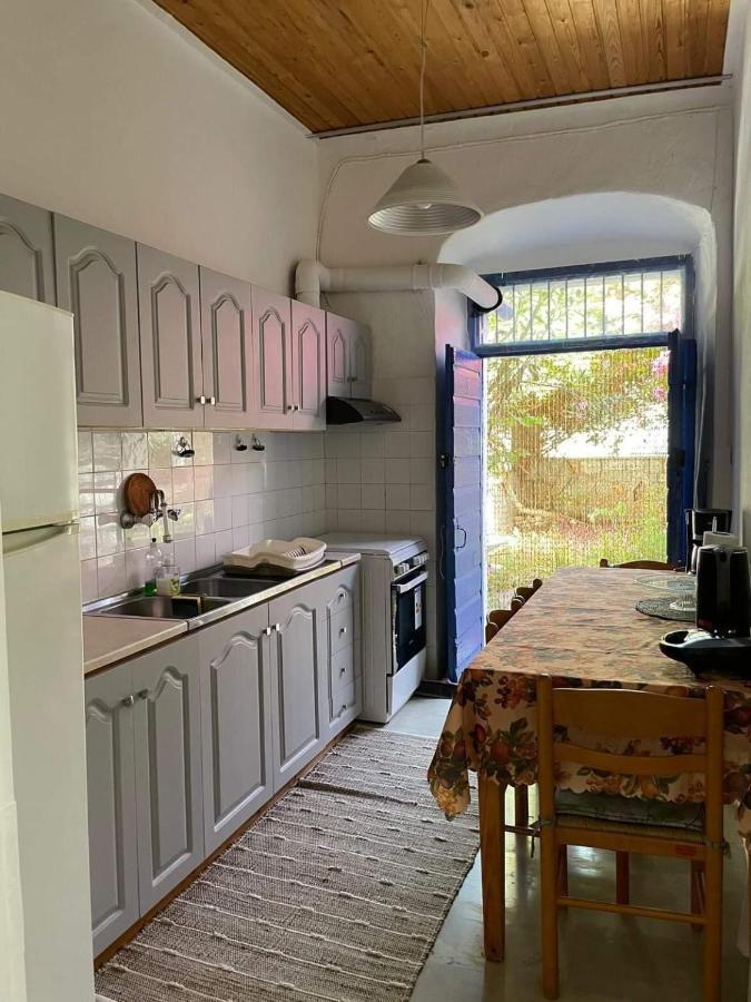 Apartamento Veneto's Garden Kardamyli Exterior foto